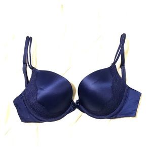 ❌SOLD❌ Victoria’s Secret Very Sexy Push Up 32DD
